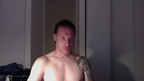 Snapshot of m4rduk81 chatting on 07/20/26, 03:43 m4rduk online show from 07/20/26, 03:43