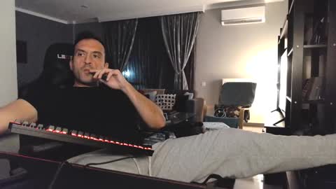 Snapshot of m4st3r_0f_d0m1n4nc3 chatting on 12/03/24, 07:33 ready to cum online show from 12/03/24, 07:33