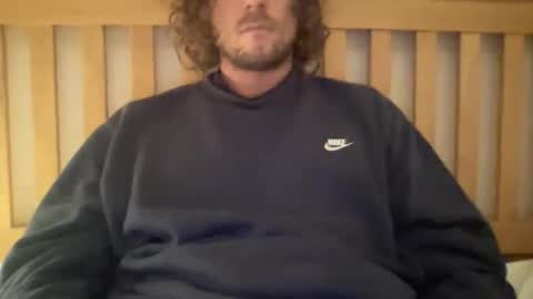 Snapshot of m9734 chatting on 02/09/26, 05:28 m9734 online show from 02/09/26, 05:28