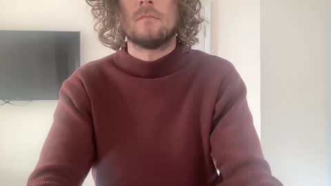 Snapshot of m9734 chatting on 02/17/26, 12:34 m9734 online show from 02/17/26, 12:34