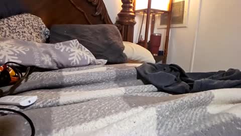 Snapshot of m_a_r_c_u_s1 chatting on 12/29/24, 05:53 MARCUSNYX online show from 12/29/24, 05:53