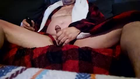 Snapshot of m_a_r_c_u_s1 chatting on 01/31/25, 05:32 MARCUSNYX online show from 01/31/25, 05:32