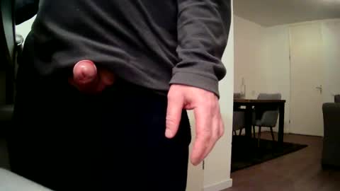 m_daan1969 online show from 02/12/25, 08:07