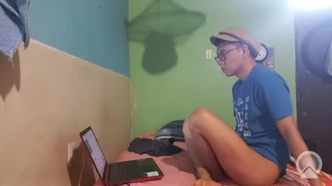 Snapshot of maaqui chatting on 08/09/26, 10:04 Maaqui online show from 08/09/26, 10:04