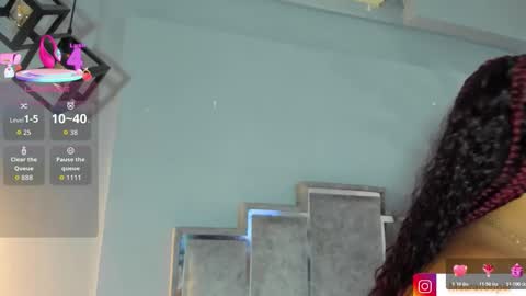 Snapshot of maaracooper chatting on 11/25/25, 02:00 Maraacooper online show from 11/25/25, 02:00