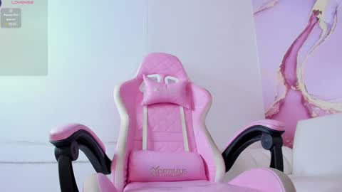 Snapshot of maariangel chatting on 01/14/25, 11:27 Mariangel  online show from 01/14/25, 11:27