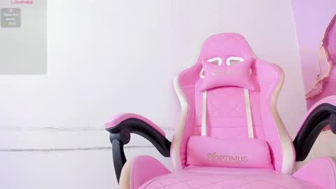 Snapshot of maariangel chatting on 01/16/25, 08:25 Mariangel  online show from 01/16/25, 08:25