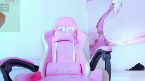 Snapshot of maariangel chatting on 03/04/25, 11:00 Mariangel  online show from 03/04/25, 11:00