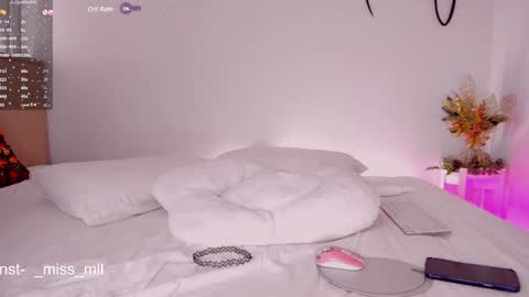 Snapshot of maarym chatting on 12/31/24, 09:28 Mary online show from 12/31/24, 09:28