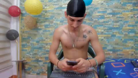 Snapshot of maaster420 chatting on 01/12/25, 08:25 itgram pezlo josue online show from 01/12/25, 08:25