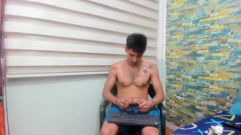 Snapshot of maaster420 chatting on 02/12/25, 12:33 itgram pezlo josue online show from 02/12/25, 12:33