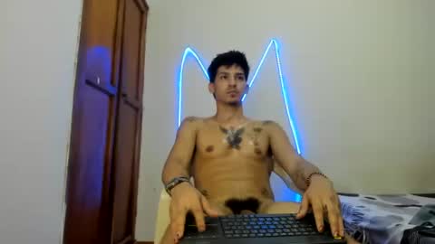 Snapshot of maaster420 chatting on 12/13/25, 07:53 itgram pezlo josue online show from 12/13/25, 07:53