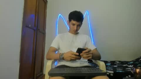 Snapshot of maaster420 chatting on 01/08/26, 05:15 itgram pezlo josue online show from 01/08/26, 05:15