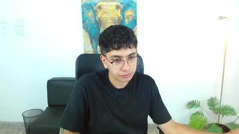 Snapshot of maax_18 chatting on 03/24/26, 02:44 Max online show from 03/24/26, 02:44