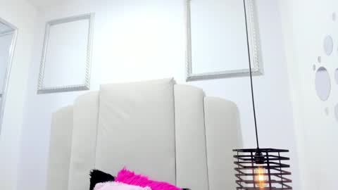 Snapshot of maazikeen chatting on 10/01/25, 07:09 Mazikeen  online show from 10/01/25, 07:09