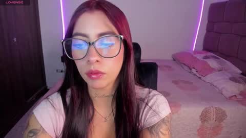 Snapshot of maazikeenx chatting on 02/24/26, 04:43 Sara online show from 02/24/26, 04:43