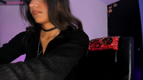 Snapshot of mabel_candy chatting on 12/15/24, 03:20 Mabel Candy online show from 12/15/24, 03:20