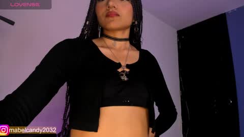 Snapshot of mabel_candy chatting on 01/11/25, 09:25 Mabel Candy online show from 01/11/25, 09:25