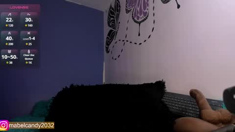 Snapshot of mabel_candy chatting on 01/28/25, 06:39 Mabel Candy online show from 01/28/25, 06:39