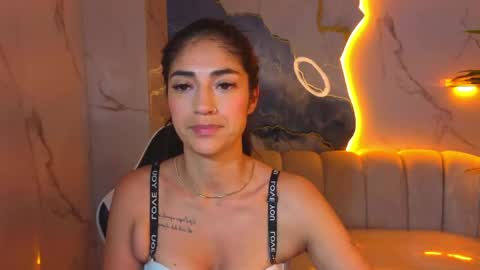 Mabell online show from 05/17/26, 02:53
