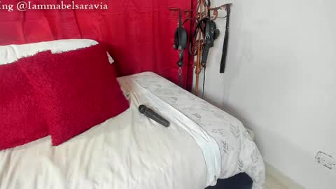 mabel online show from 10/12/25, 03:11