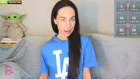 Snapshot of mabuhay_girl chatting on 01/25/25, 11:11 You let people into your sea and they kill your fish online show from 01/25/25, 11:11