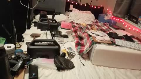 mac1119 online show from 04/10/26, 07:46