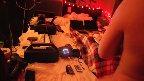 mac1119 online show from 04/12/26, 03:33