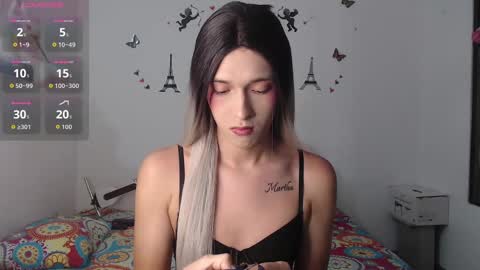 macarena_05_ online show from 09/10/25, 09:04