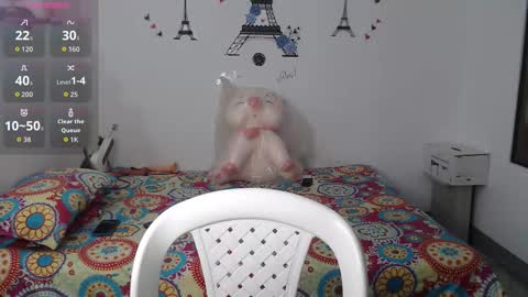 macarena_05_ online show from 09/13/25, 01:00