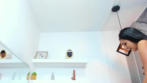 Snapshot of macarenasmith1 chatting on 11/11/25, 11:10 macarenasmith1 online show from 11/11/25, 11:10