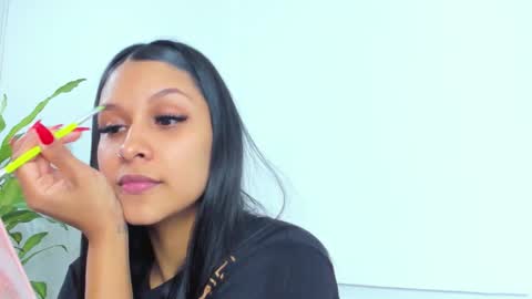 Snapshot of macarenasmith1 chatting on 12/22/25, 11:07 macarenasmith1 online show from 12/22/25, 11:07