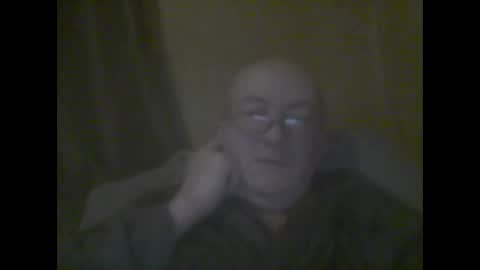 Snapshot of macbewdekan25 chatting on 03/29/26, 01:11 macbewdekan25 online show from 03/29/26, 01:11