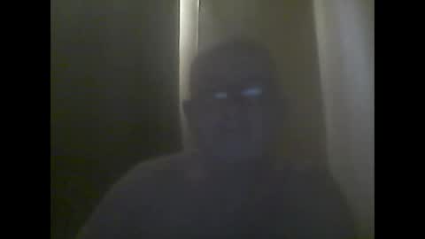 Snapshot of macbewdekan25 chatting on 04/26/26, 08:01 macbewdekan25 online show from 04/26/26, 08:01