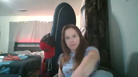 Snapshot of maceyloves chatting on 02/14/26, 05:15 maceyloves online show from 02/14/26, 05:15