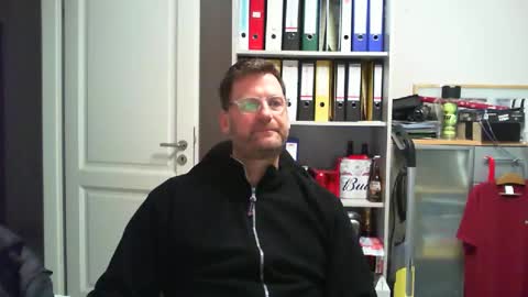 Snapshot of macfly67 chatting on 01/23/25, 07:07 macfly67 online show from 01/23/25, 07:07