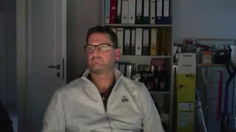 macfly67 online show from 02/01/26, 04:27