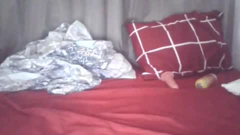 Snapshot of macgregorrrr chatting on 12/15/25, 08:57 macgregorrrr online show from 12/15/25, 08:57