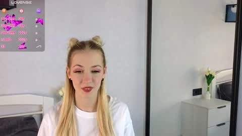 Katerina online show from 04/30/26, 07:36