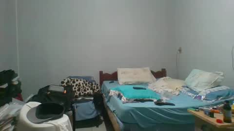 Snapshot of machoalex chatting on 12/16/24, 12:26 MACHOLIVRE online show from 12/16/24, 12:26