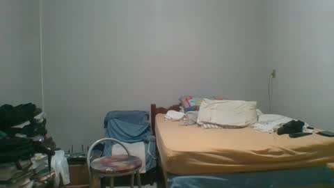 Snapshot of machoalex chatting on 01/07/25, 10:01 MACHOLIVRE online show from 01/07/25, 10:01