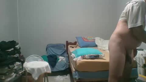 Snapshot of machoalex chatting on 01/09/25, 09:27 MACHOLIVRE online show from 01/09/25, 09:27