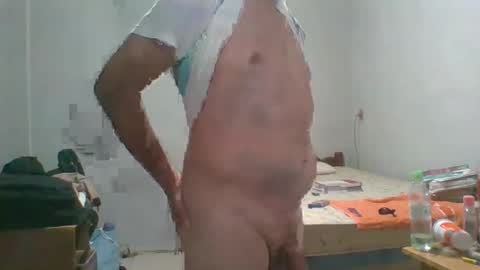 Snapshot of machoalex chatting on 02/21/25, 08:51 MACHOLIVRE online show from 02/21/25, 08:51