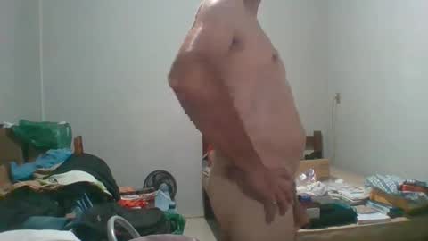 Snapshot of machoalex chatting on 02/27/25, 09:22 MACHOLIVRE online show from 02/27/25, 09:22