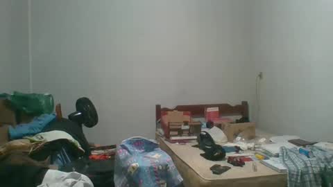 Snapshot of machoalex chatting on 03/02/25, 07:10 MACHOLIVRE online show from 03/02/25, 07:10