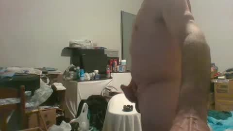 Snapshot of machoalex chatting on 09/14/25, 06:56 MACHOLIVRE online show from 09/14/25, 06:56