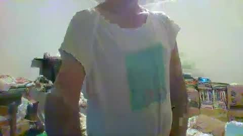 Snapshot of machoalex chatting on 10/05/25, 03:38 MACHOLIVRE online show from 10/05/25, 03:38