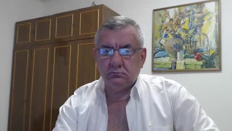 Macho online show from 12/25/24, 07:34