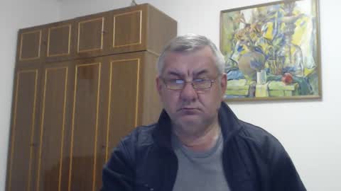 Snapshot of machomale3 chatting on 11/09/25, 03:43 Macho online show from 11/09/25, 03:43