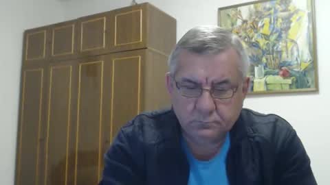 Snapshot of machomale3 chatting on 11/13/25, 06:07 Macho online show from 11/13/25, 06:07